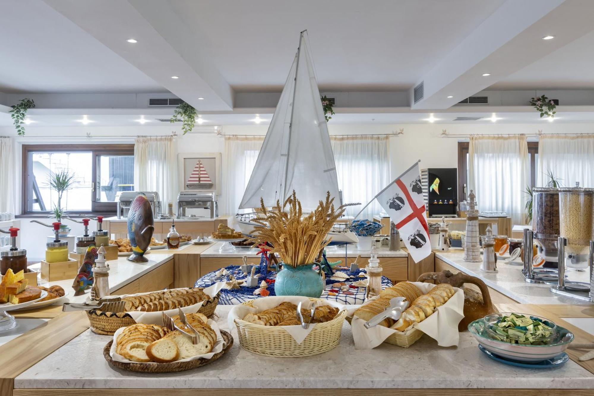 Hotel Corallaro Santa Teresa Gallura Eksteriør bilde
